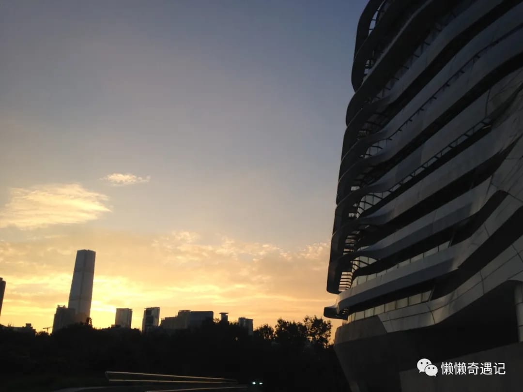 發現innotower無論在什麼時候的黃昏都這麼好看